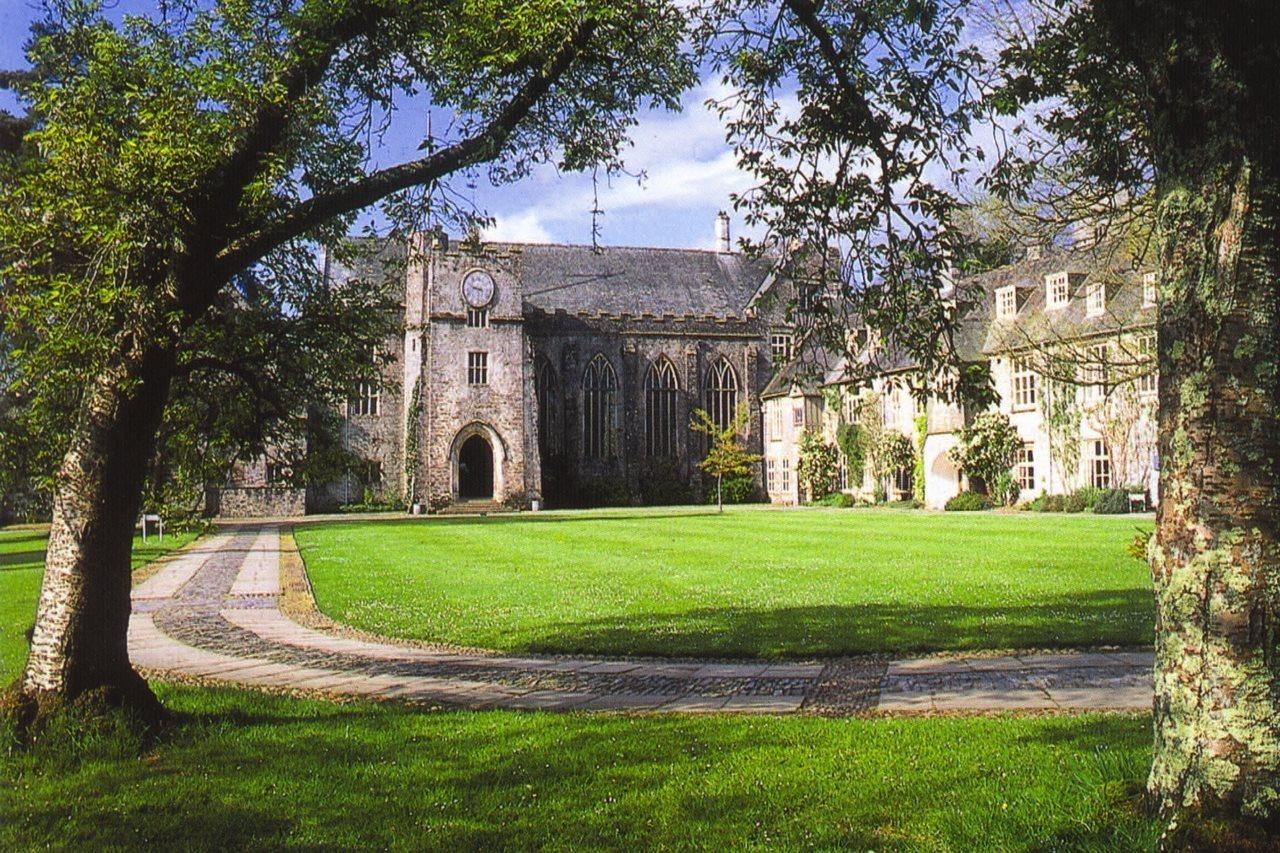 Dartington Hall Bed & Breakfast Totnes Exterior foto